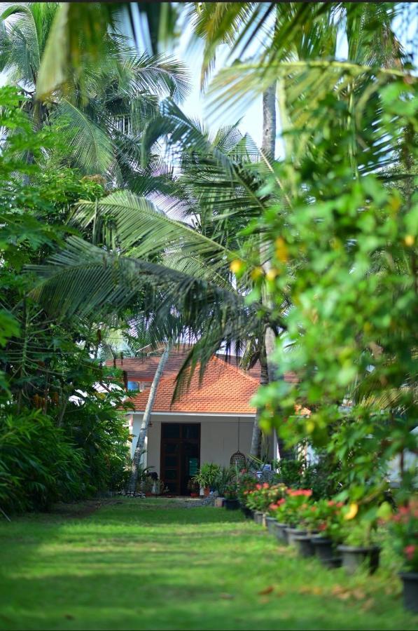 Seaside Homestay Thiruvananthapuram Екстер'єр фото